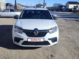 2018 Renault Logan II Рестайлинг, белый, 620000 рублей, вид 1