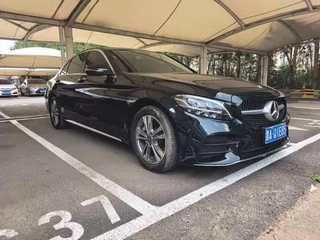 2020 Mercedes-Benz C-Класс 180 IV (W205) Рестайлинг, чёрный, 2420000 рублей, вид 3