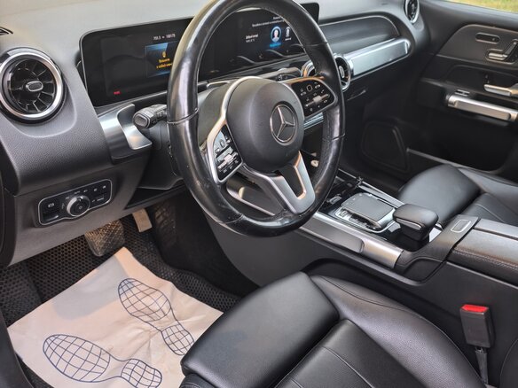 2020 Mercedes-Benz GLB 250 I (X247), синий, 4250000 рублей - вид 9