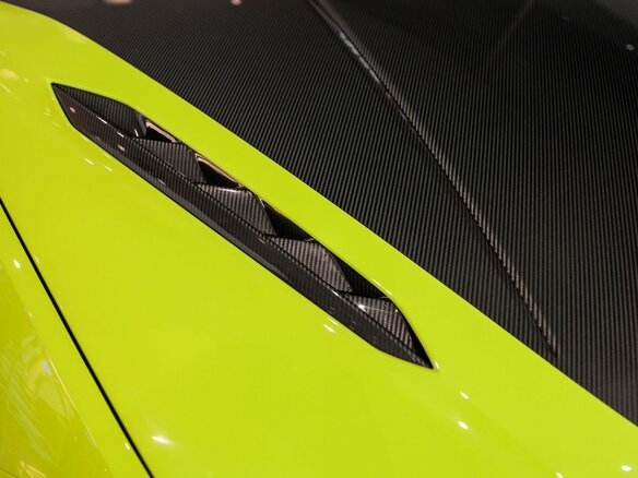 2024 Lamborghini Urus Performante I Рестайлинг, зелёный, 39850000 рублей - вид 5