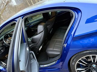 2018 BMW M5 VI (F90), синий, 7300000 рублей, вид 3