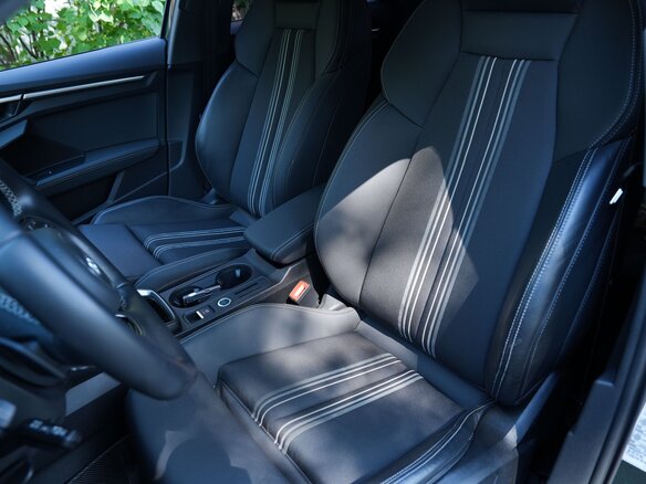 2022 Audi A3 35 TFSI IV (8Y), чёрный, 2000000 рублей - вид 7