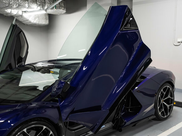 2026 Lamborghini Revuelto, фиолетовый, 74900000 рублей - вид 15