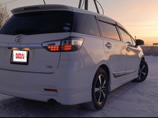 2016 Toyota Wish II Рестайлинг, белый, 1950000 рублей, вид 3