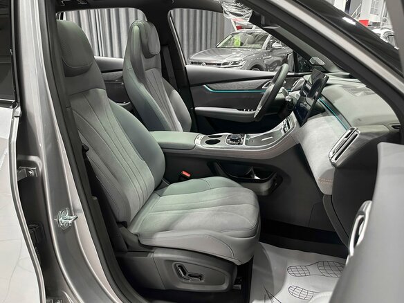 2026 Geely Galaxy M7, серебристый, 3617000 рублей - вид 16