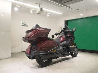 2025 Honda GL 1800 Gold Wing, красный, 2740000 рублей, вид 5