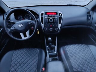 2010 Kia Ceed I Рестайлинг, красный, 710000 рублей, вид 5