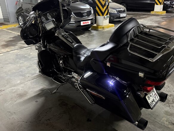 2017 Harley-Davidson Electra Glide, чёрный, 1600000 рублей - вид 9