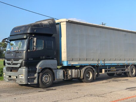 2012 Mercedes-Benz Axor, чёрный, 1450000 рублей, вид 4