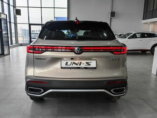 2026 Changan UNI-S I Рестайлинг, коричневый, 3149900 рублей, вид 1