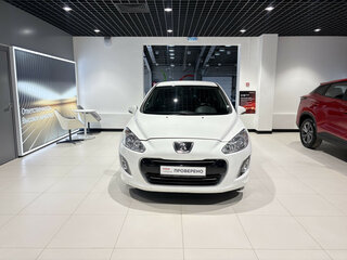 2011 Peugeot 308 I Рестайлинг, белый, 498000 рублей, вид 4