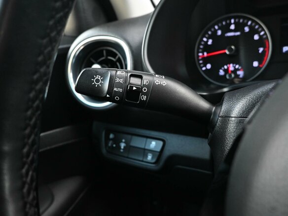 2019 Kia Cerato IV, красный, 1684000 рублей - вид 14