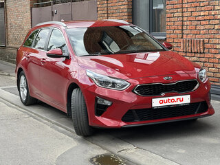 2021 Kia Ceed III, красный, 2000000 рублей, вид 1