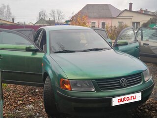1998 Volkswagen Passat B5, зелёный, 380000 рублей, вид 3