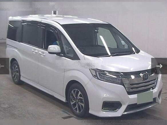 2021 Honda Stepwgn Spada V Рестайлинг, белый, 2790000 рублей