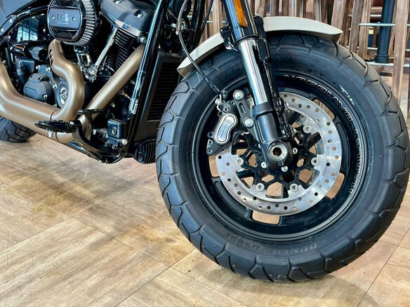 2022 Harley-Davidson Fat Bob, белый, 3100000 рублей - вид 14