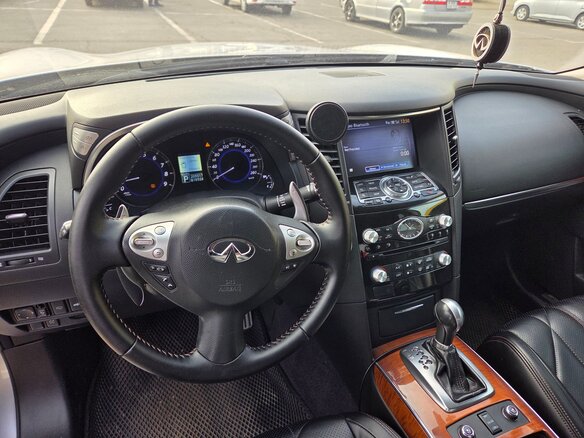 2012 Infiniti FX37 II (S51) Рестайлинг, серебристый, 2300000 рублей - вид 5