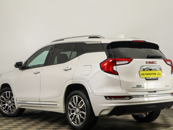 2022 GMC Terrain II Рестайлинг, белый, 3169000 рублей - вид 5