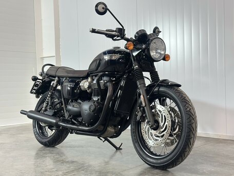 2017 Triumph Bonneville T120, чёрный, 879000 рублей, вид 2