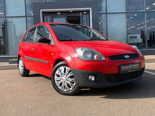 2007 Ford Fiesta Mk5, красный, 350000 рублей, вид 3