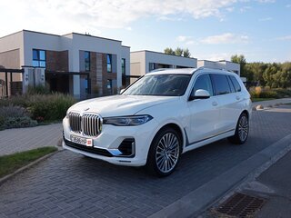 2019 BMW X7 40i I (G07), белый, 5000000 рублей, вид 1