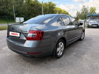 2018 Skoda Octavia III (A7) Рестайлинг, серый, 1600000 рублей, вид 4