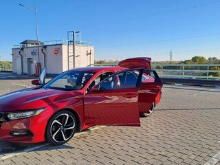 2019 Honda Accord X, красный, 1419000 рублей, вид 3