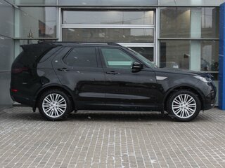 2019 Land Rover Discovery V, чёрный, 3500000 рублей, вид 4
