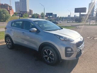 2021 Kia Sportage IV Рестайлинг, серый, 2450000 рублей, вид 1