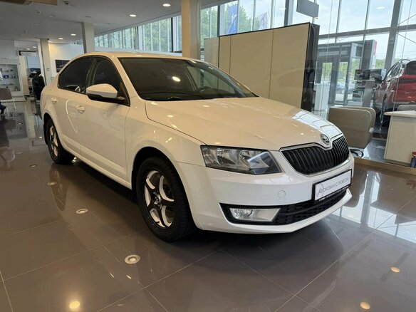 2016 Skoda Octavia III (A7), белый, 1449000 рублей - вид 2