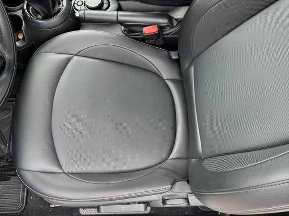 2018 Mini Hatch Cooper III (F55/F56), серый, 1510000 рублей - вид 9