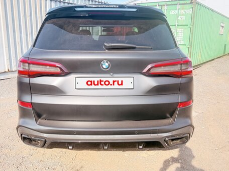 2021 BMW X5 30d IV (G05/G18), чёрный, 9000000 рублей, вид 3