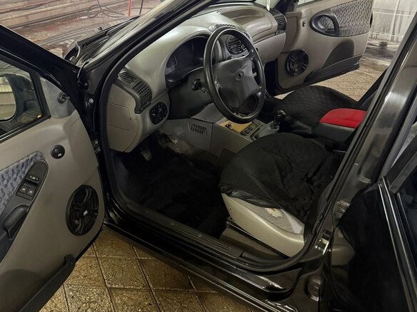 2010 Lada (ВАЗ) Kalina I, чёрный, 330000 рублей - вид 6