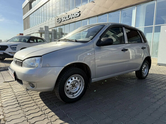 2007 Lada (ВАЗ) Kalina I, серебристый, 151564 рублей - вид 2