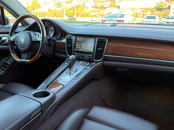 2011 Porsche Panamera S I, коричневый, 2399000 рублей - вид 13