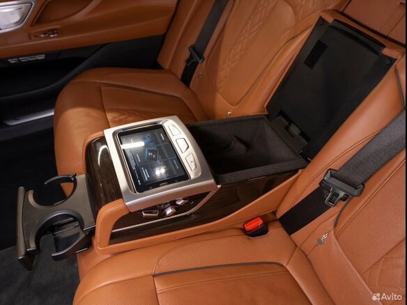 2017 BMW 7 серии Long 730Ld xDrive VI (G11/G12), чёрный, 3400000 рублей - вид 20