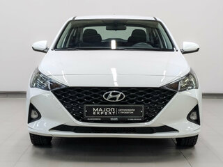 2022 Hyundai Solaris II Рестайлинг, белый, 1620000 рублей, вид 2