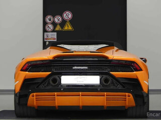 2023 Lamborghini Huracán I Рестайлинг, оранжевый, 31132345 рублей, вид 4
