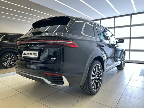 2026 Geely Monjaro I, чёрный, 4954990 рублей - вид 4
