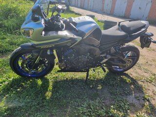 2017 Yamaha FZ8, серебристый, 950000 рублей, вид 3