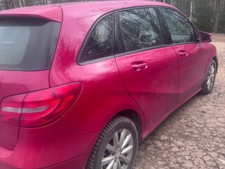 2012 Mercedes-Benz B-Класс 200 II (W246), красный, 1250000 рублей, вид 3