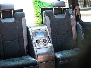 2024 Mercedes-Benz V-Класс Long 300 d длинный III (W447) Рестайлинг, чёрный, 19990000 рублей, вид 4