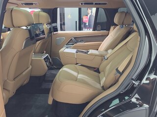 2026 Land Rover Range Rover P530 MHEV Long V, чёрный, 25542700 рублей, вид 4