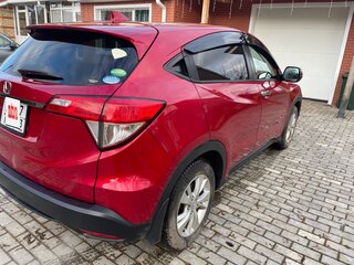 2019 Honda Vezel I Рестайлинг, красный, 1900000 рублей, вид 4