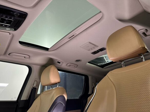 2021 Kia Carnival IV, чёрный, 4150000 рублей - вид 27