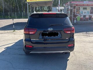 2019 Kia Sorento III Prime Рестайлинг, чёрный, 2600000 рублей, вид 2