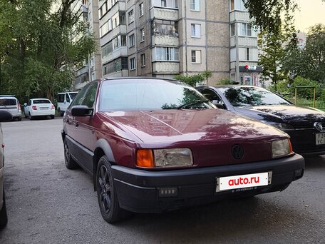 1990 Volkswagen Passat B3, красный, 140000 рублей, вид 2