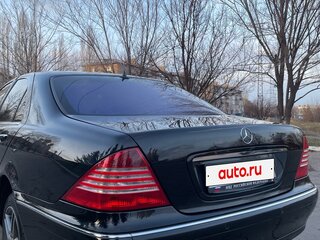 2002 Mercedes-Benz S-Класс 430 IV (W220) Рестайлинг, чёрный, 670000 рублей, вид 4