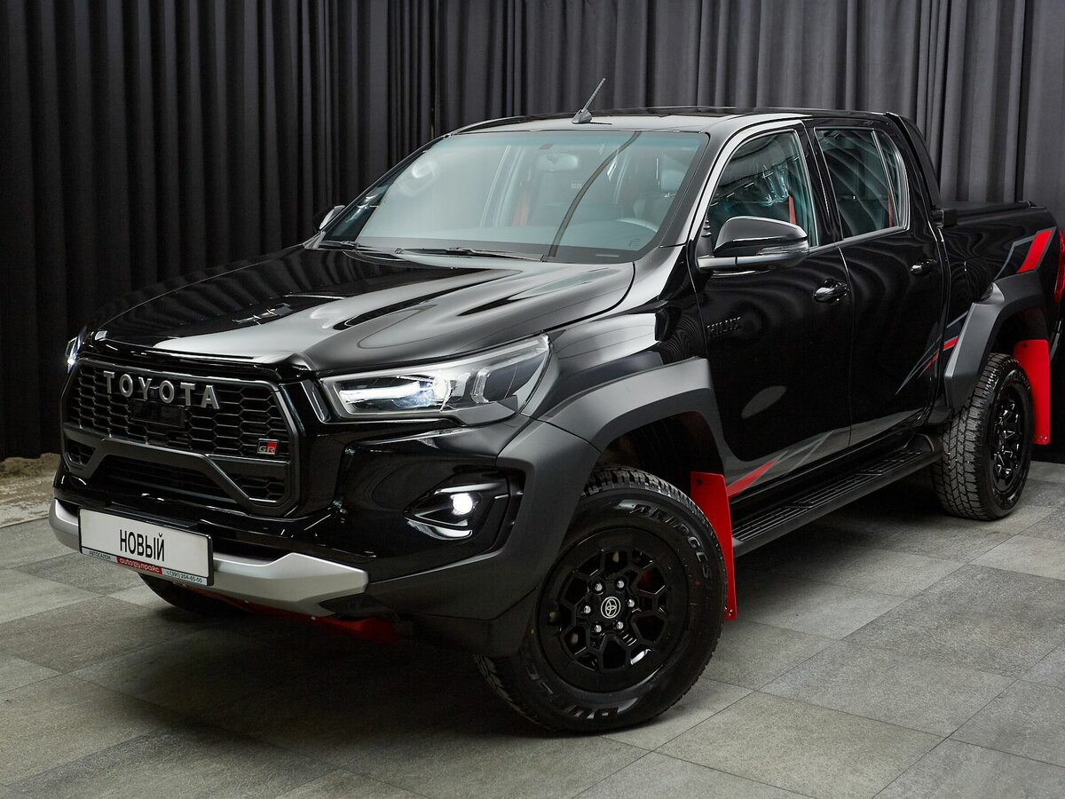 Открыть фотографии: Toyota Hilux VIII Рестайлинг 2
