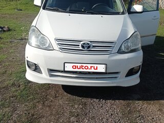 2003 Toyota Avensis Verso I Рестайлинг, белый, 550000 рублей, вид 1